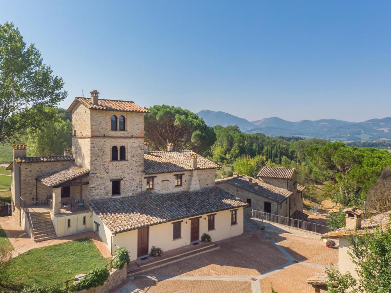 Gh Borgo Pulciano Agriturismo Montone  Eksteriør bilde