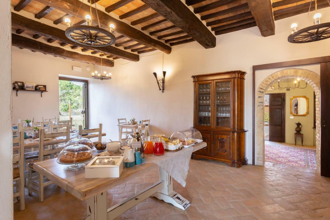 Gh Borgo Pulciano Agriturismo Montone  Eksteriør bilde