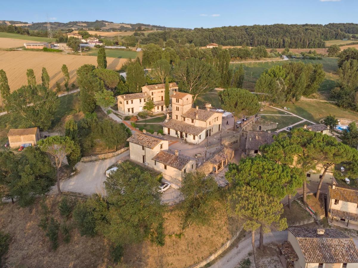 Gh Borgo Pulciano Agriturismo Montone  Eksteriør bilde
